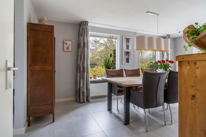 Foto 23 van Rixtwei 325