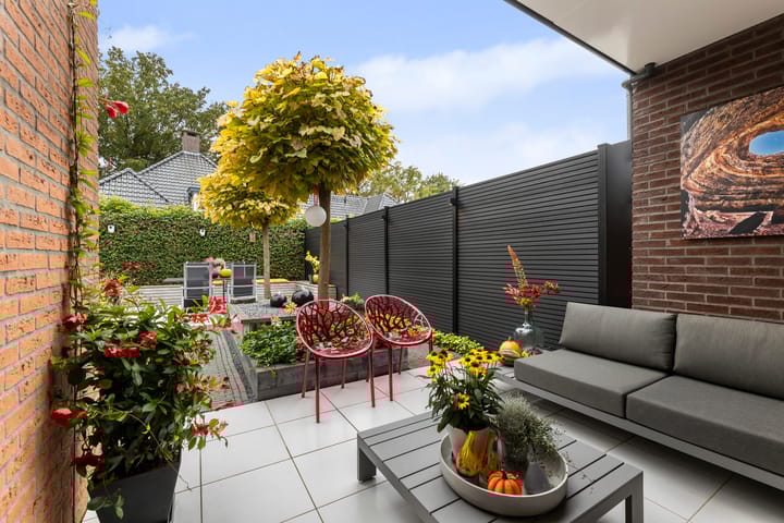 Photo 4 of Bronforelstraat 69