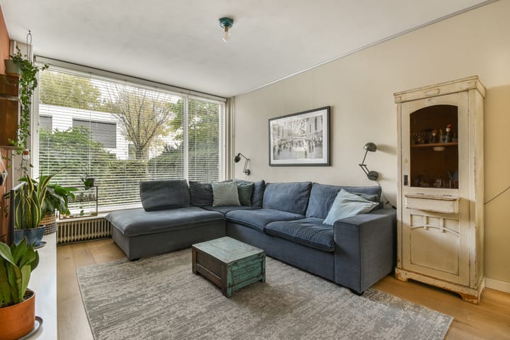 Photo 3 of Opveld 28