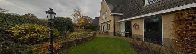 Achtertuin
