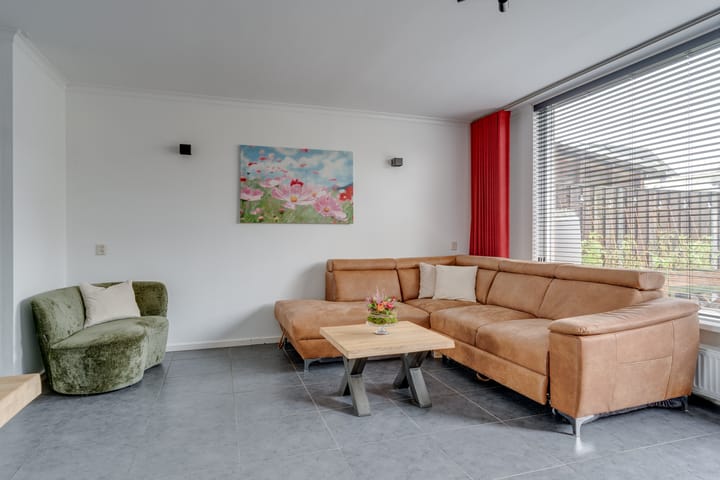 Photo 5 of Valkenier 25