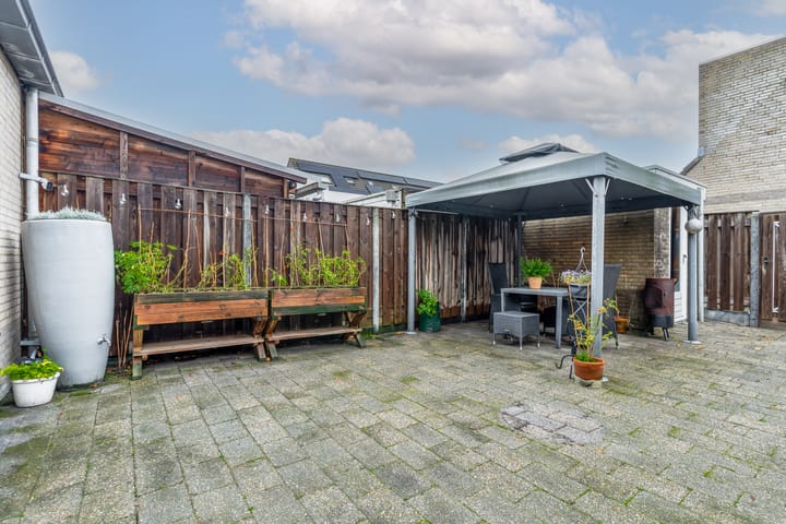 Photo 32 of Valkenier 25