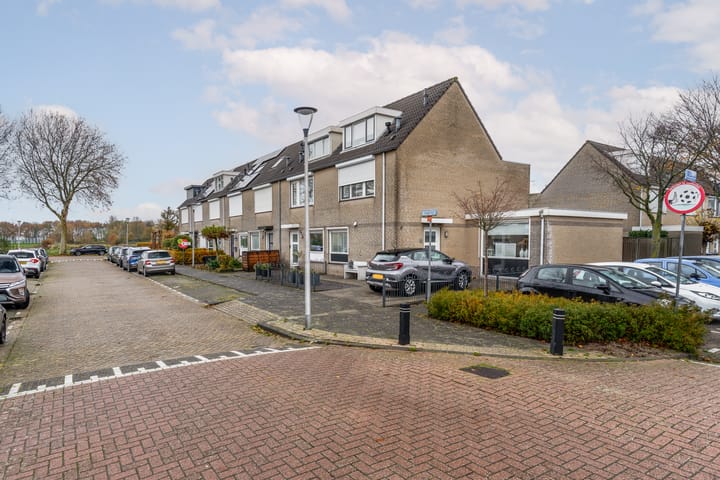 Photo 35 of Valkenier 25