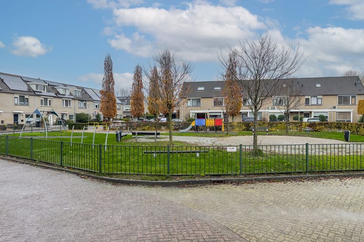 Photo 37 of Valkenier 25