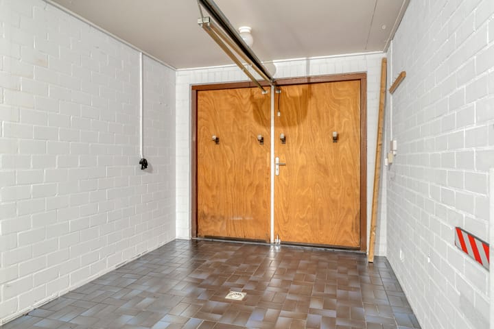 Foto 15 van van Rummenstraat 1