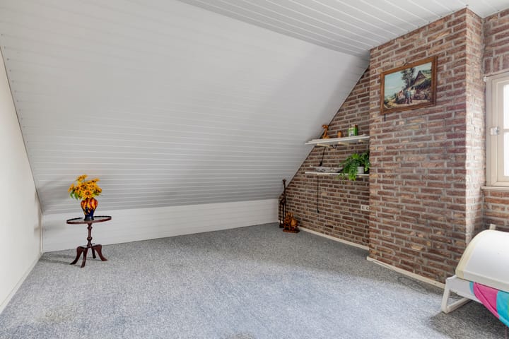 Foto 26 van van Rummenstraat 1