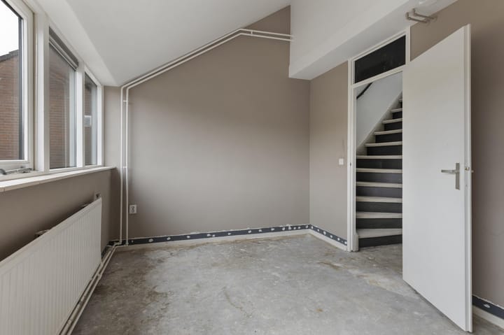 Photo 11 of Kamelenspoor 152