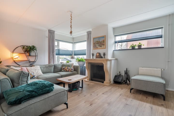 Photo 9 of De Pony 2