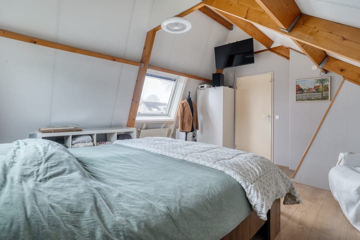 Photo 24 of De Pony 2