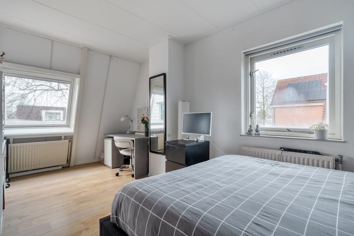 Photo 31 of De Pony 2