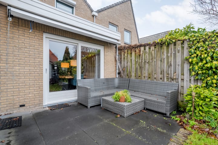 Photo 34 of De Pony 2