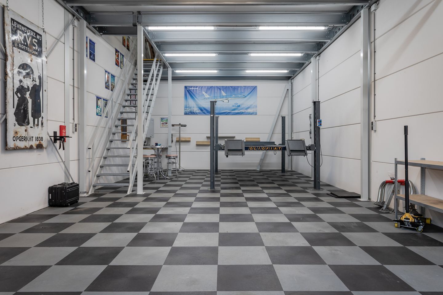 View photo 2 of Jelle Zijlstraweg 162