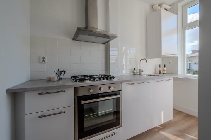 Photo 3 of John Franklinstraat 67-3