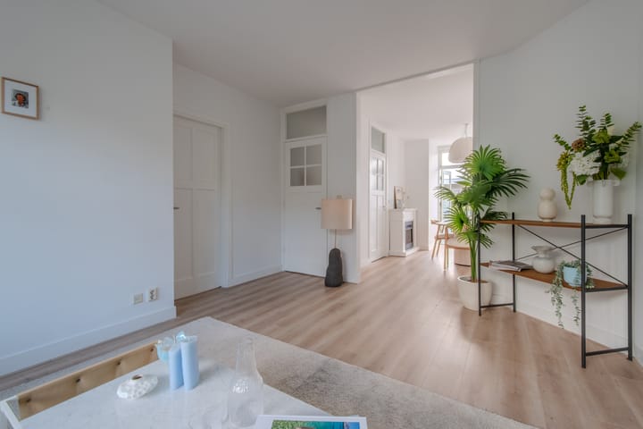 Photo 7 of John Franklinstraat 67-3