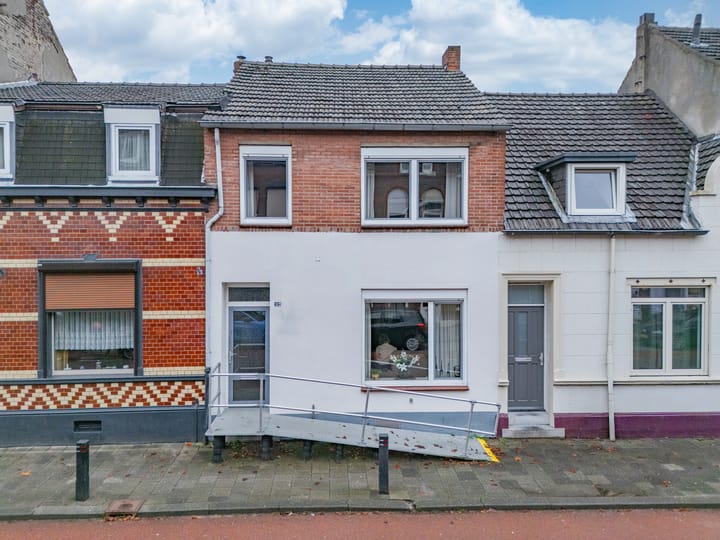 Foto 2 van Straelseweg 102