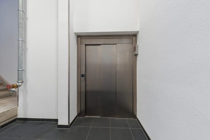 Photo 12 of Atelierstraat 200