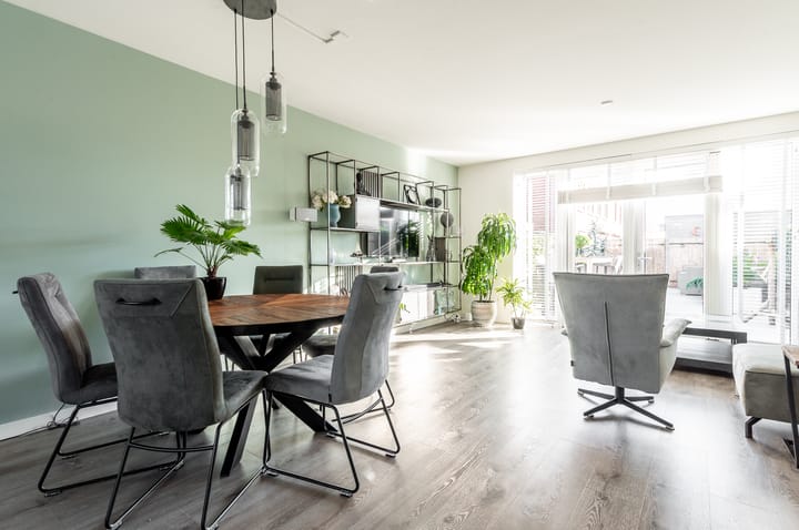 Photo 2 of Anna Maria van Schurmanlaan 84