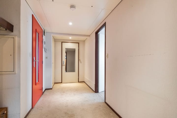 Photo 6 of Loolaan 41-112