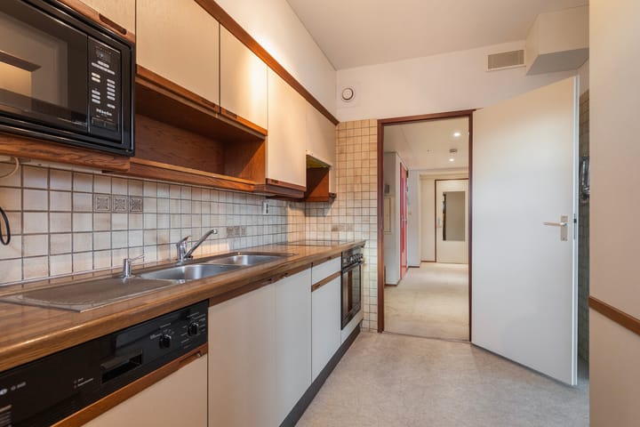 Photo 18 of Loolaan 41-112