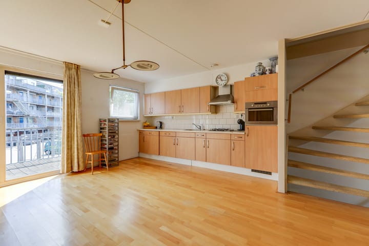 Foto 9 van Emily Brontësingel 101