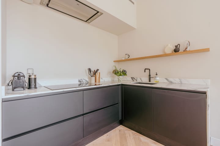 Photo 11 of Alexanderplein 11-B