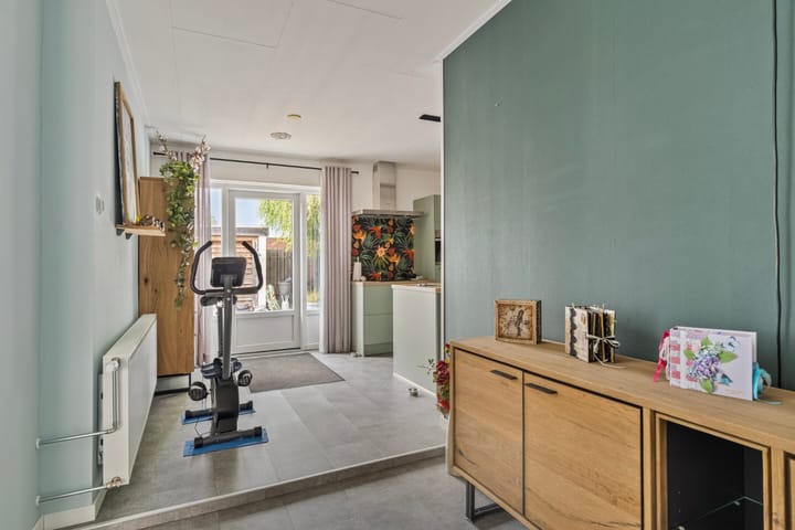 Photo 12 of Eikenlaan 32