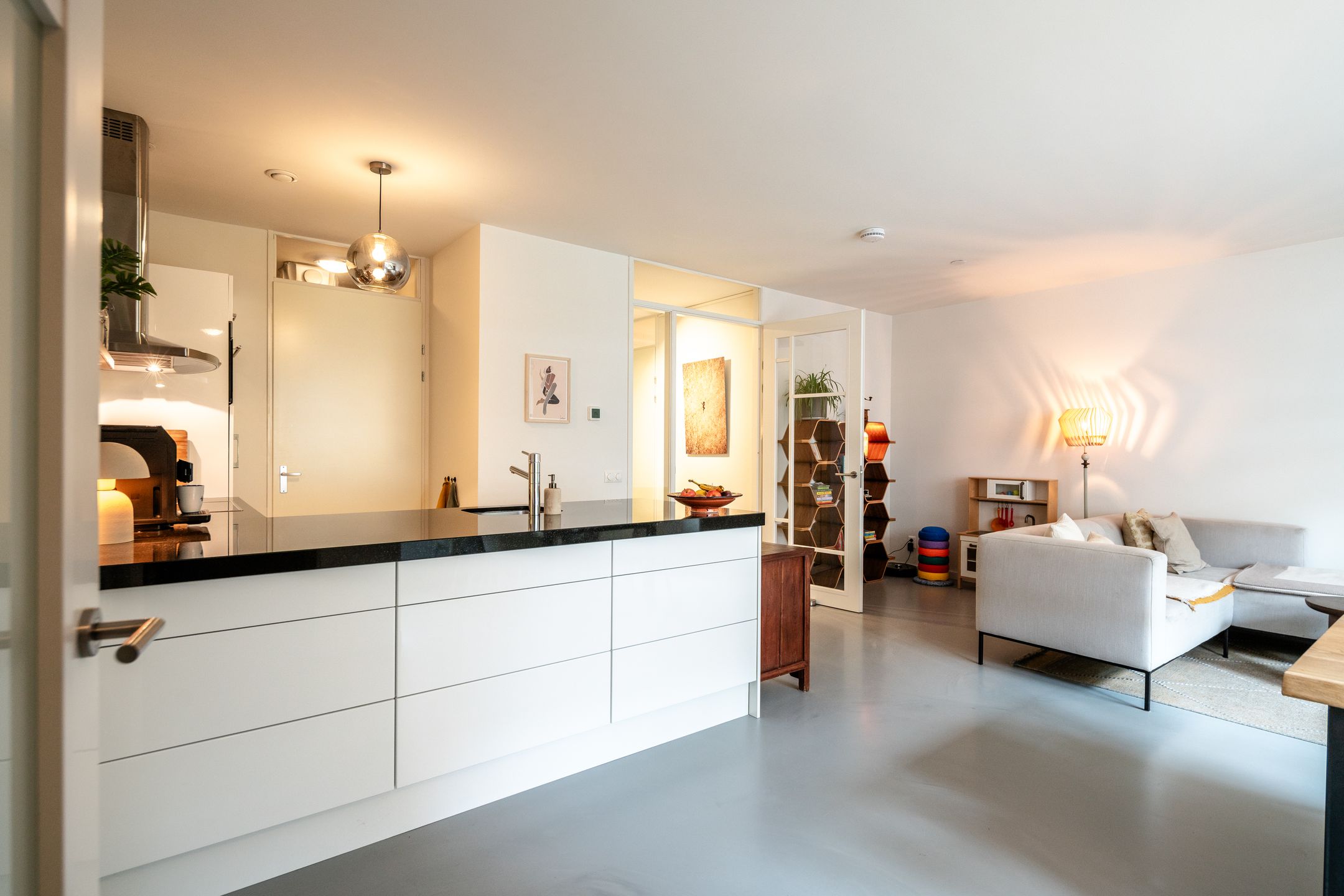 Foto 9 van Molukkenstraat 164