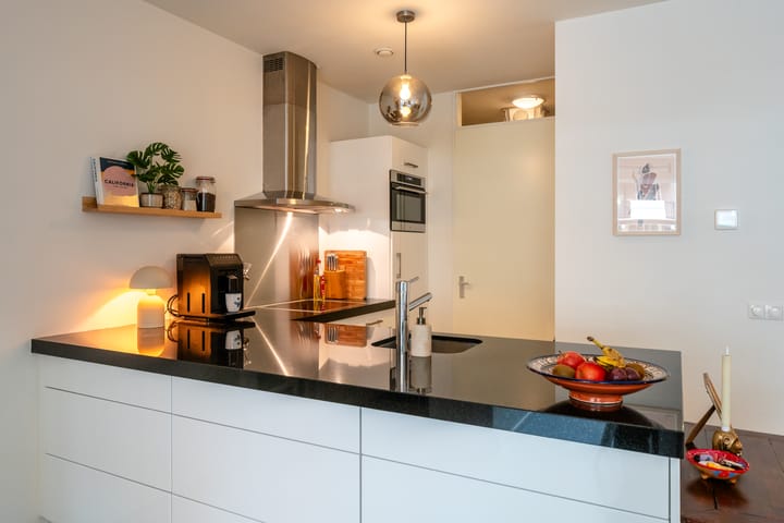 Photo 13 of Molukkenstraat 164