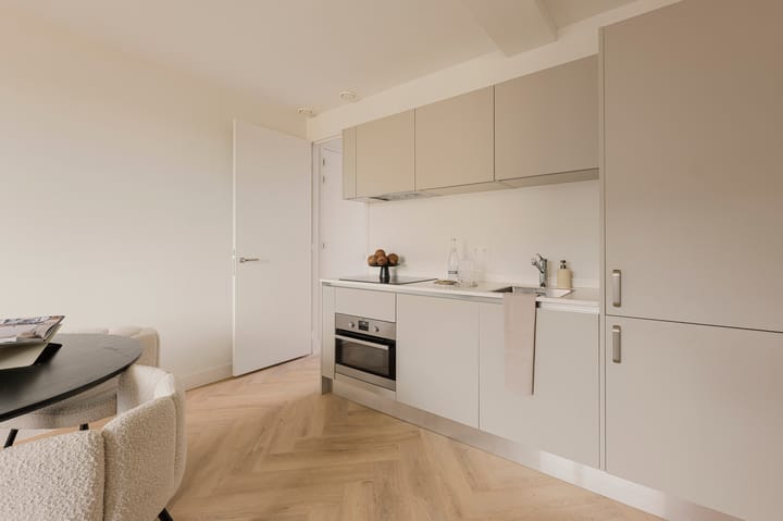 Photo 15 of Vondellaan 53-C