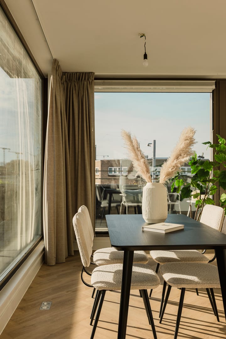 Photo 6 of Vondellaan 53-J