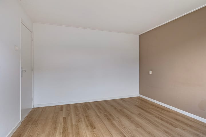 Foto 23 van Meerhoutstraat 7