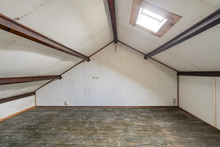 Foto 27 van Meerhoutstraat 7