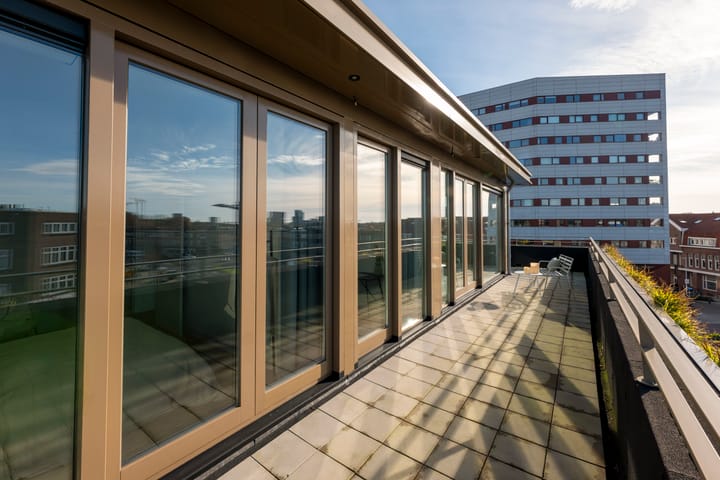 Photo 35 of Vondellaan 53-J