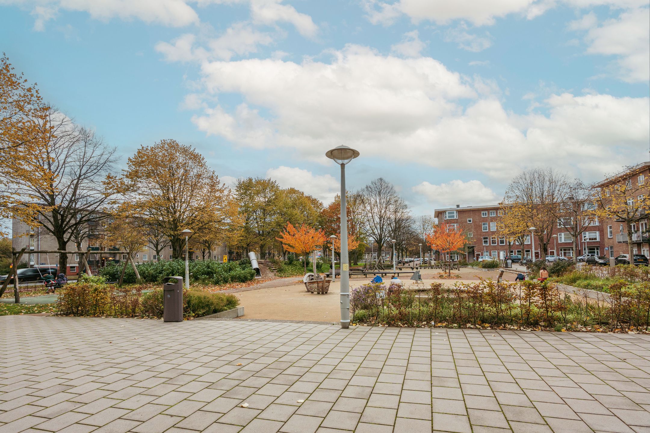 Foto 24 van President Kennedyplantsoen 35