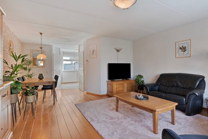 Foto 9 van Van Nispenstraat 15