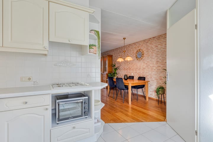 Foto 14 van Van Nispenstraat 15