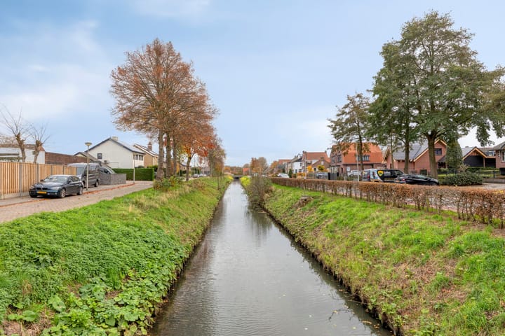 Foto 40 van Van Nispenstraat 15