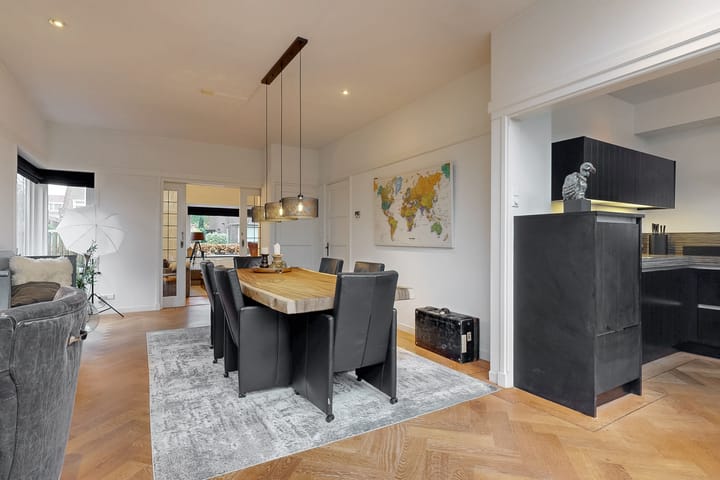 Photo 17 of J.P. Coenstraat 17