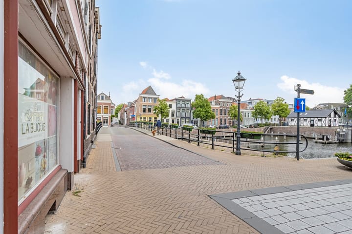 Photo 38 of Bornsteeg 21