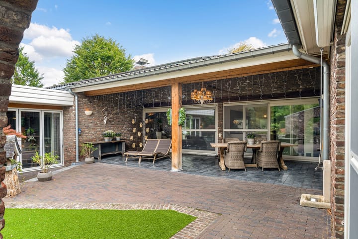 Photo 16 of Bonaertsweg 6