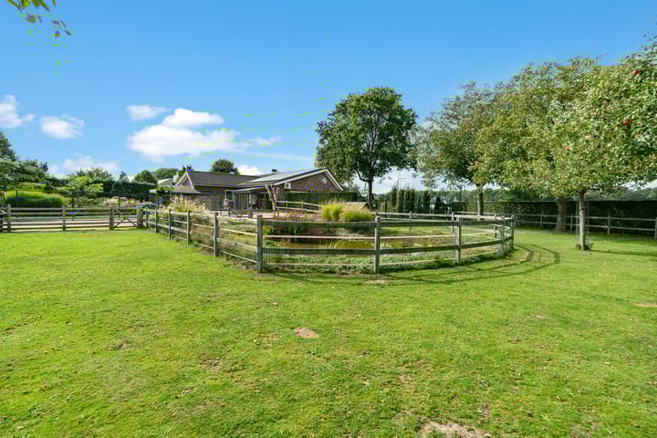 Photo 22 of Bonaertsweg 6