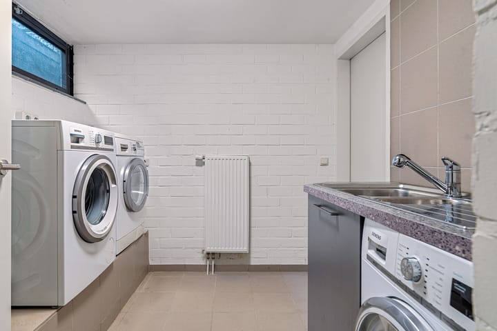 Photo 34 of Bonaertsweg 6