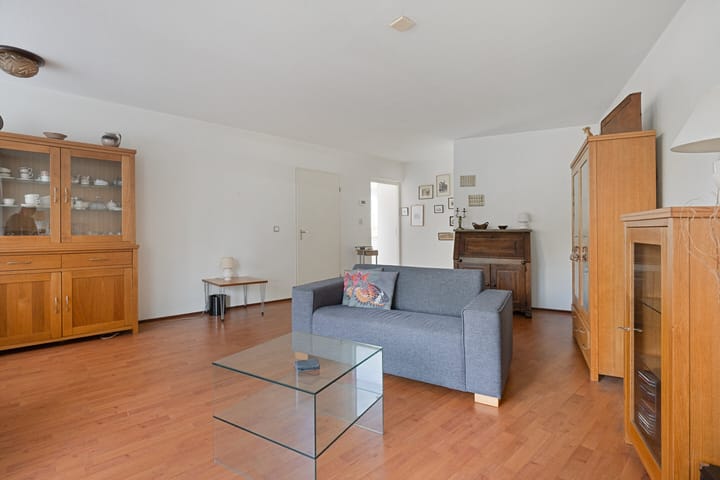 Photo 10 of Hugo van Woerdenstraat 23