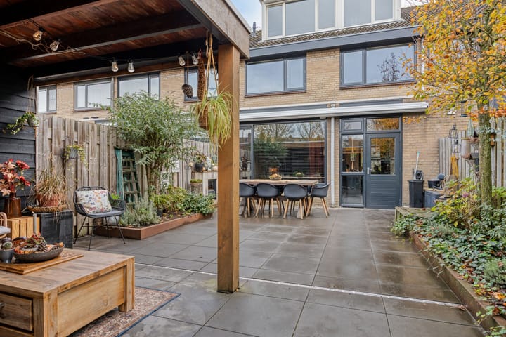 Foto 44 van Fresiastraat 10