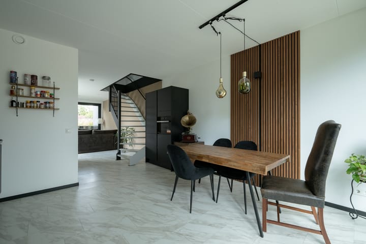 Photo 11 of Oeverwal 1