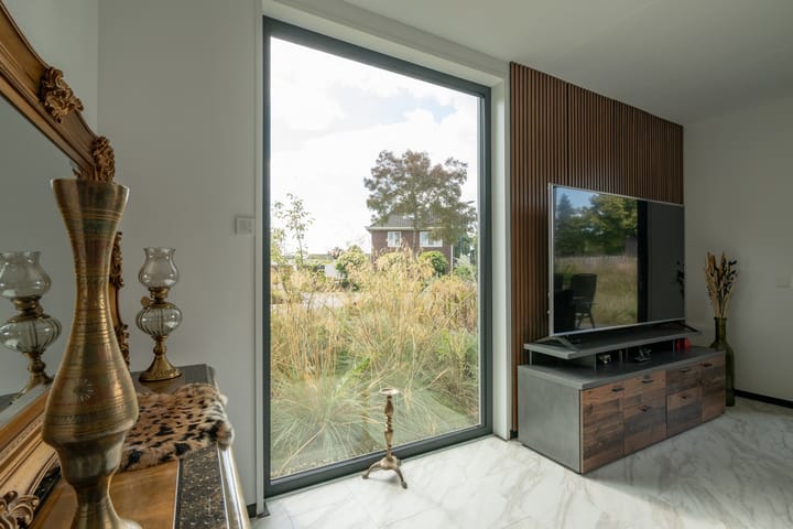 Photo 17 of Oeverwal 1