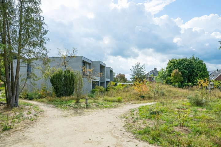 Photo 34 of Oeverwal 1