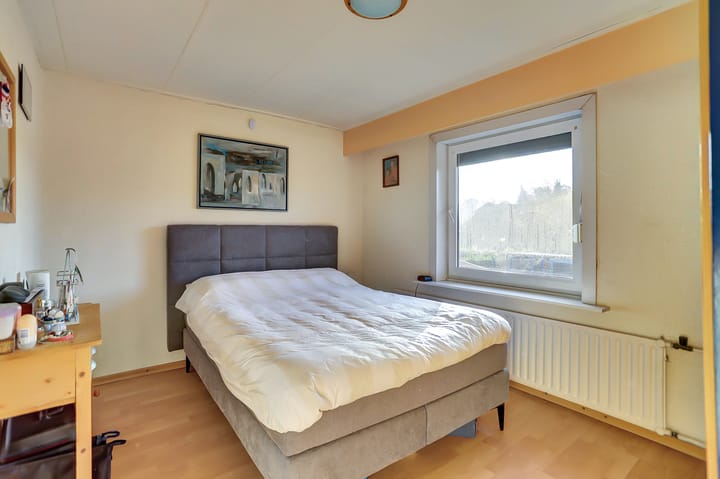 Foto 16 van Burgemeester Rensstraat 38