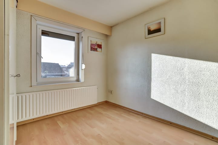 Foto 18 van Burgemeester Rensstraat 38