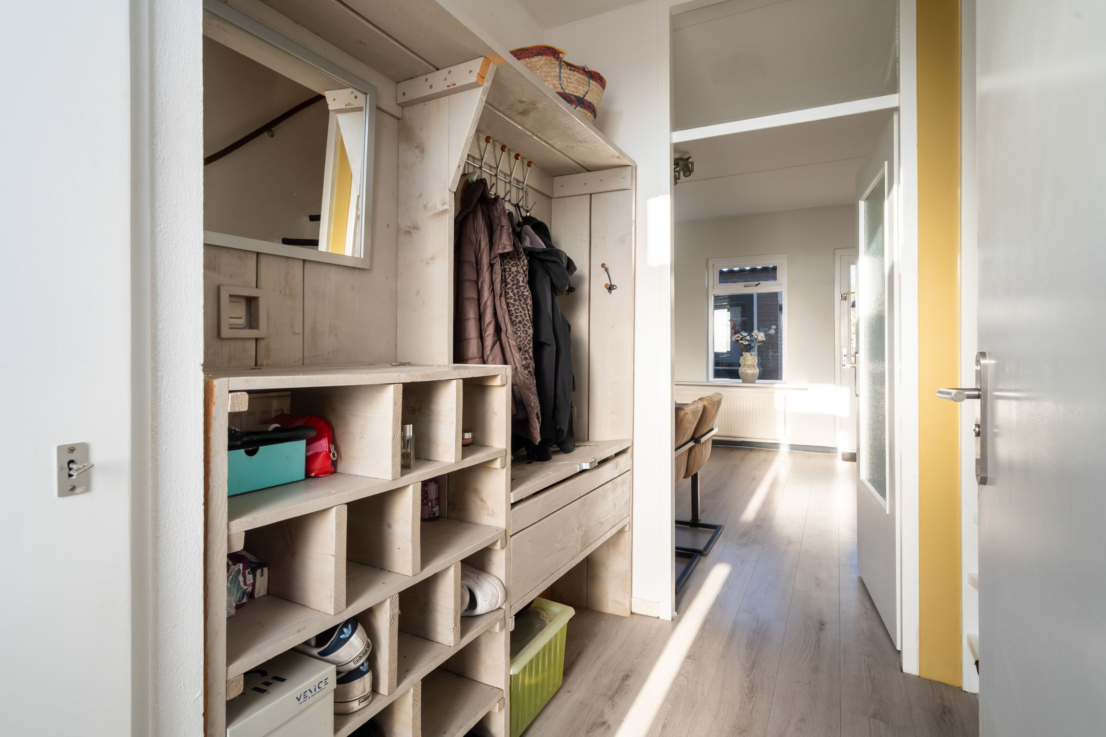 Foto 6 van Barwoutswaarder 24